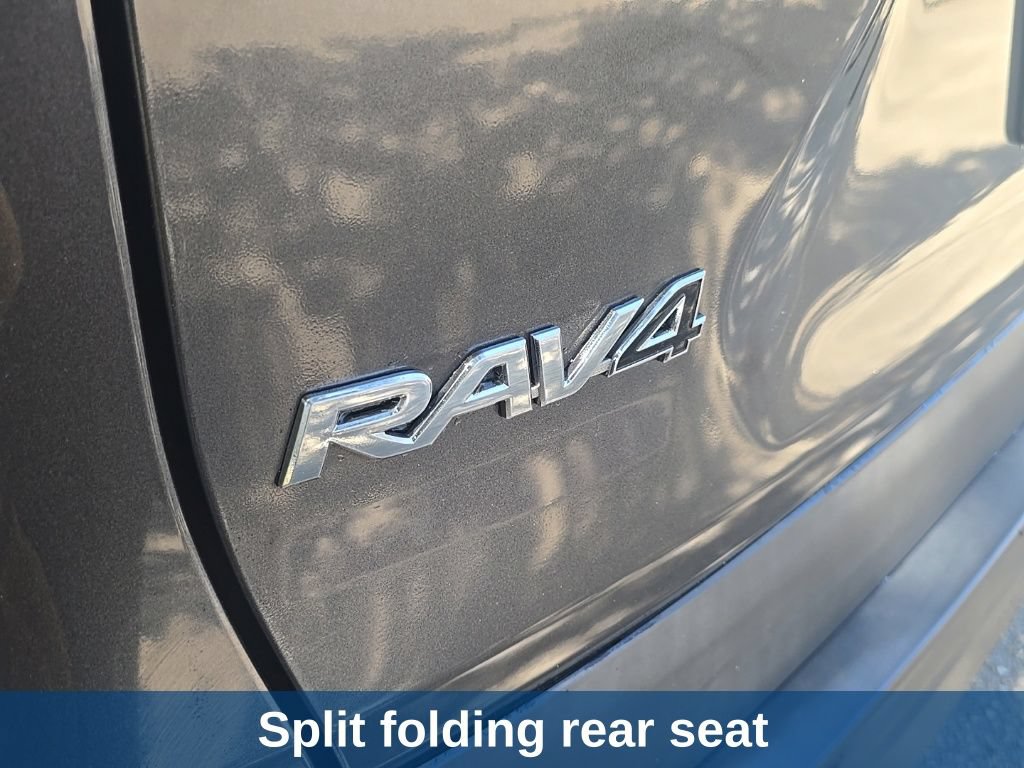 Used 2020 Toyota RAV4 XLE FWD image 12