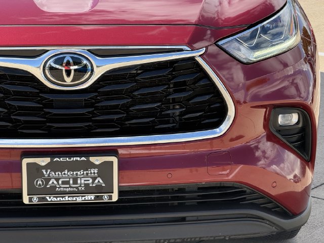Used 2023 Toyota Highlander Limited AWD/4WD image 8