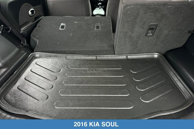 Used 2016 Kia Soul FWD image 17