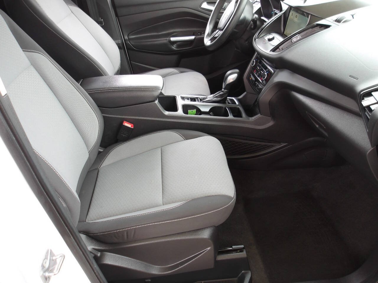 Used 2019 Ford Escape SE AWD/4WD image 7