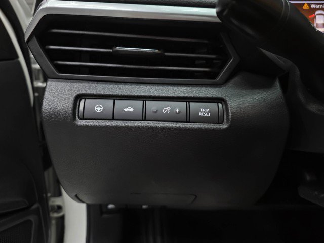 Used 2022 Nissan Altima 2.5 SV w/ SV Premium Package FWD image 28