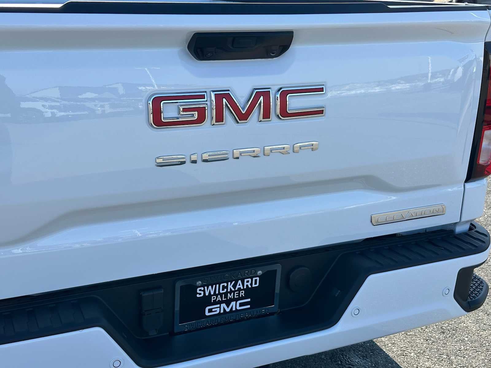 New 2026 GMC Sierra 1500 Elevation AWD/4WD image 13