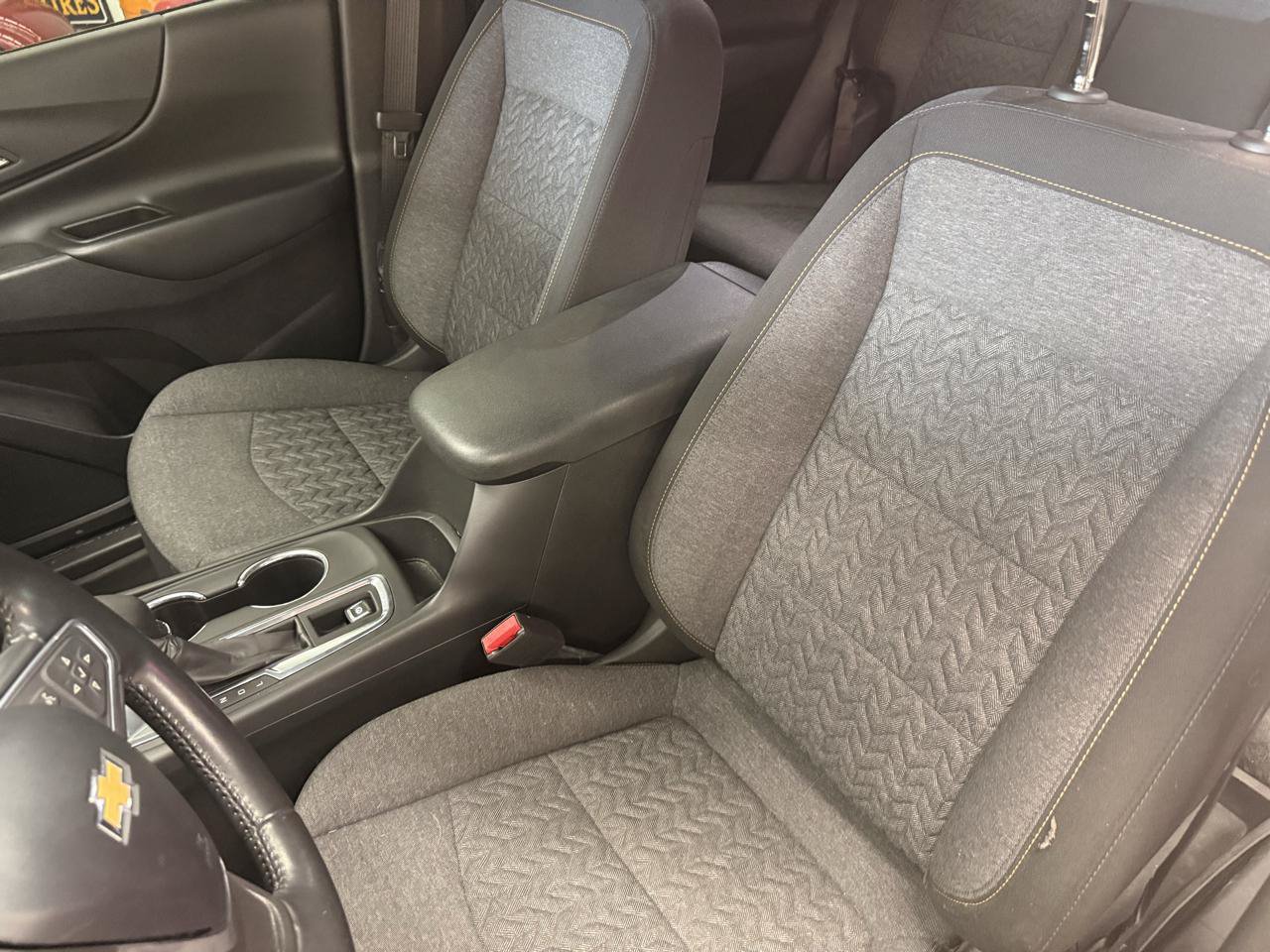 Used 2022 Chevrolet Equinox LT FWD image 17