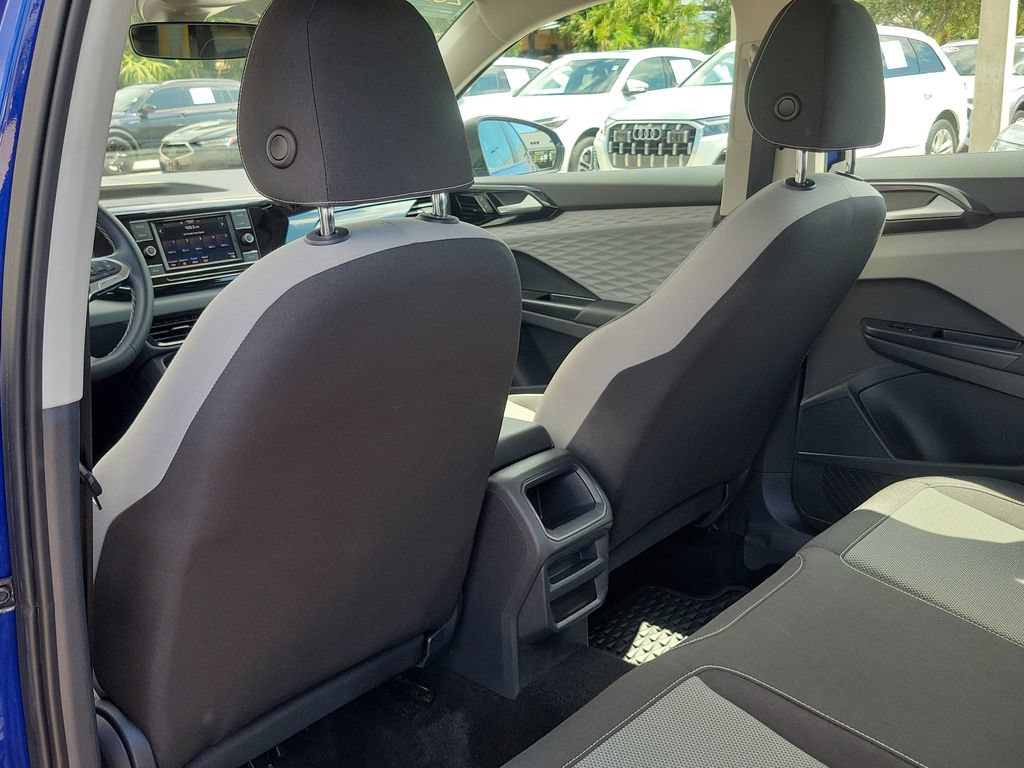 Certified 2023 Volkswagen Taos S FWD image 16