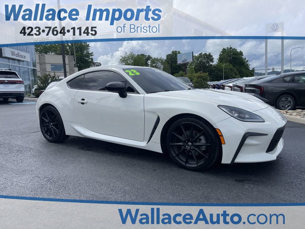 Used 2022 Toyota GR86 Premium w/ ALL Weather Mat Package (TMS) RWD video 1