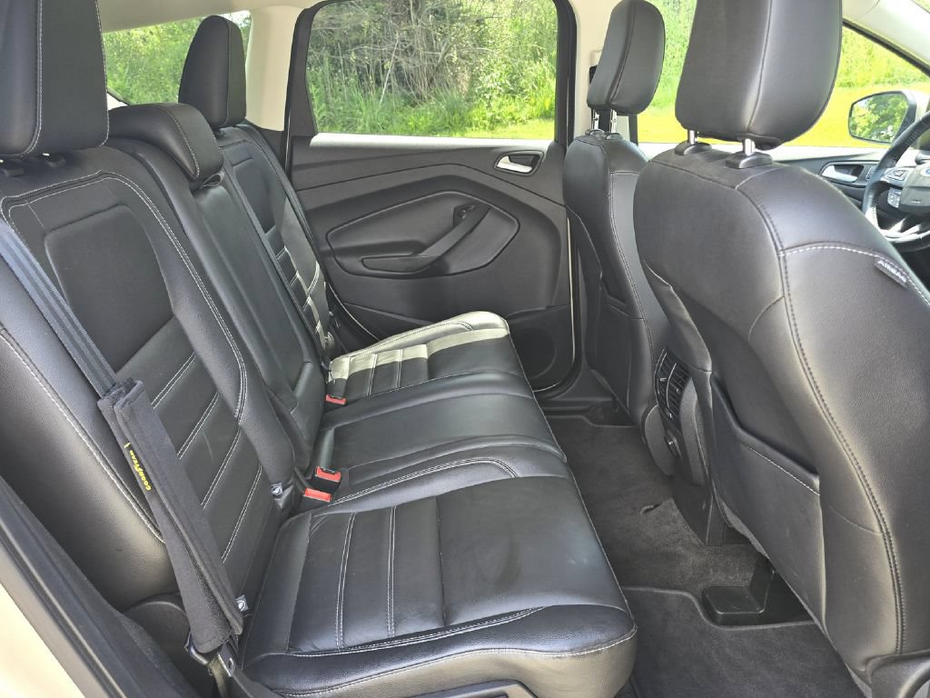Used 2018 Ford Escape SEL AWD/4WD image 15