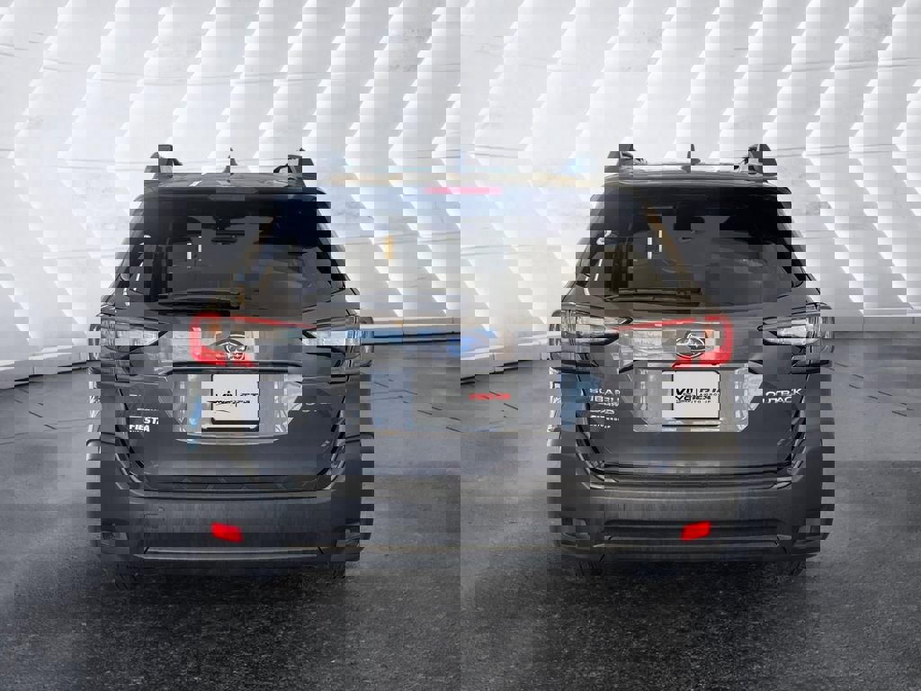 Used 2024 Subaru Outback Premium image 5