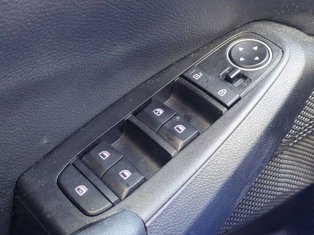 Used 2024 Kia Seltos EX image 25