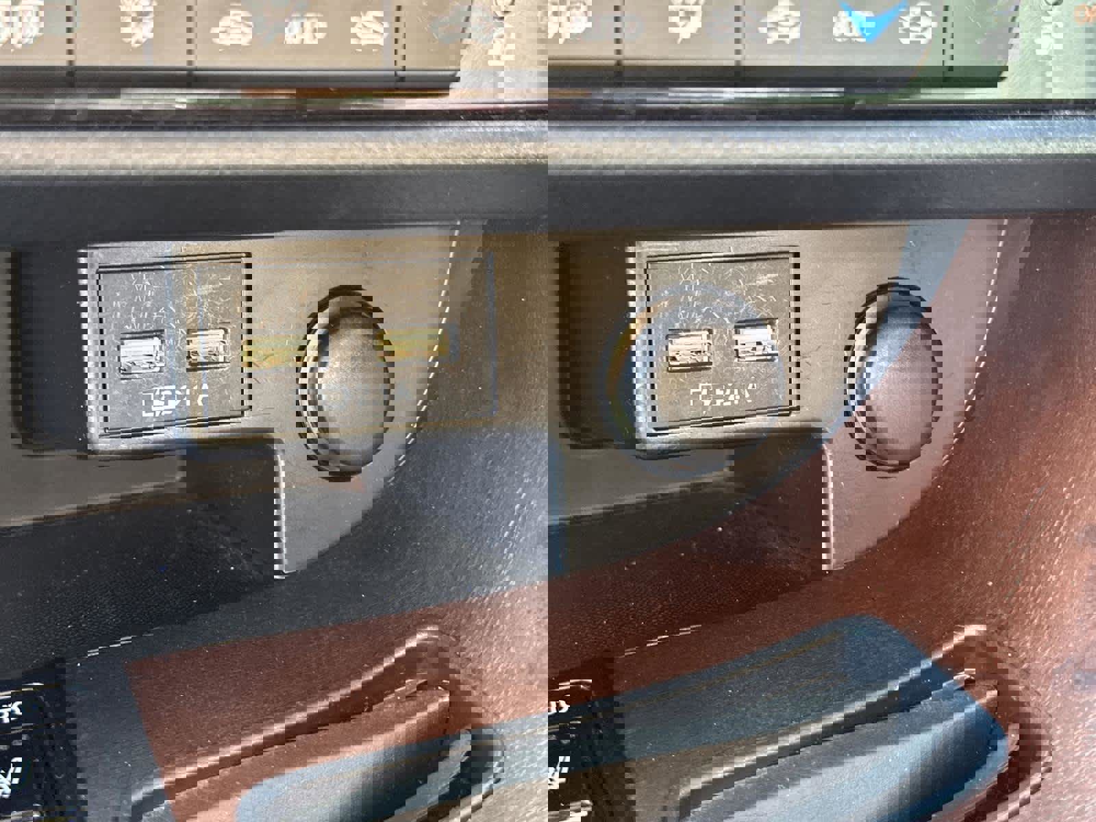 Used 2020 Lexus RX 350L FWD w/ Premium Package image 27