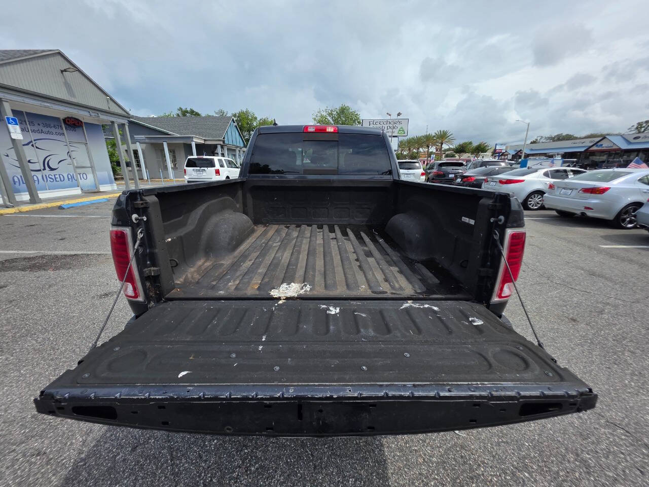 Used 2018 RAM 1500 Laramie RWD image 13
