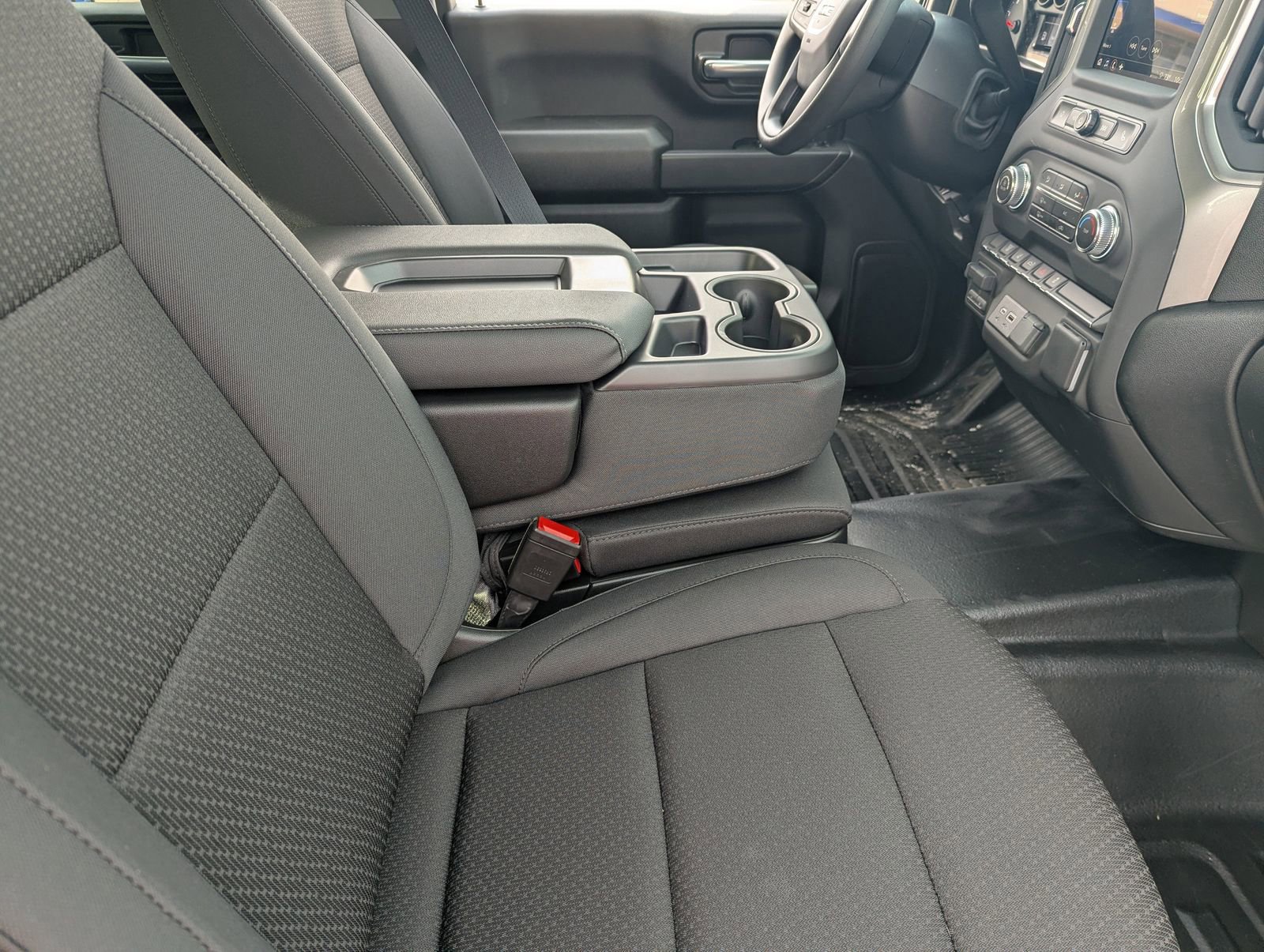 New 2026 GMC Sierra 2500 Pro w/ Convenience Package image 12