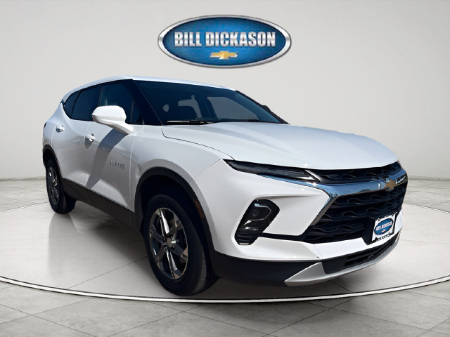 Used 2026 Chevrolet Blazer LT FWD image 1