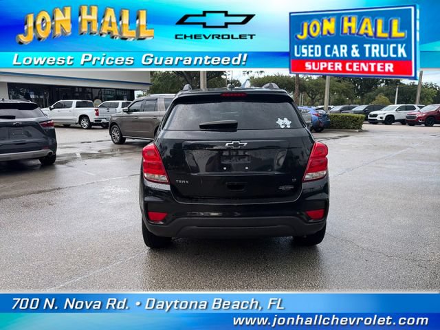 Used 2020 Chevrolet Trax LT w/ LT Convenience Package FWD image 9