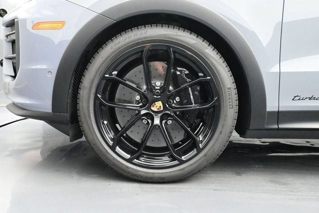 Certified 2024 Porsche Cayenne Turbo GT AWD/4WD image 6
