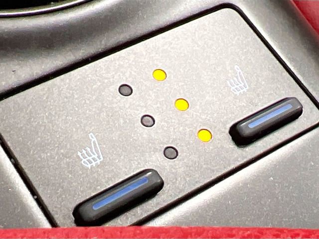 Used 2021 Toyota Camry XSE w/ Carpet Mat Package (TMS) image 21