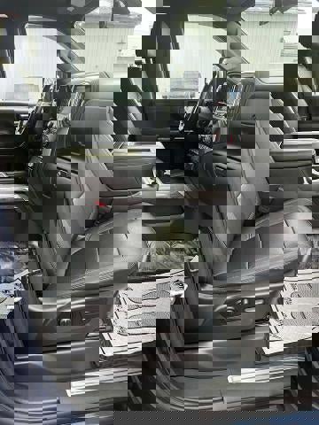 Used 2022 Chevrolet Silverado 2500 LTZ w/ LTZ Premium Package image 13