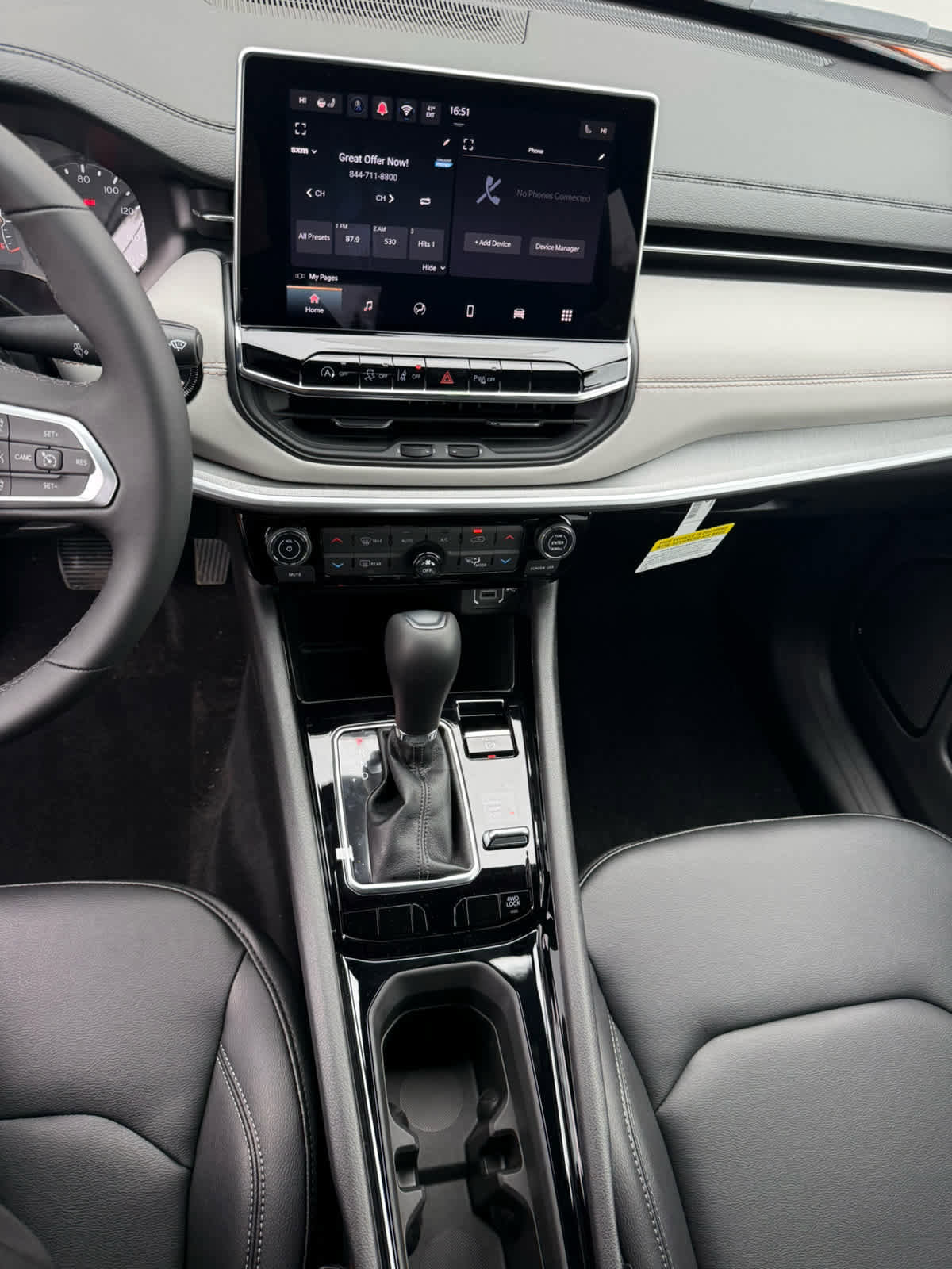 New 2026 Jeep Compass Limited AWD/4WD image 19