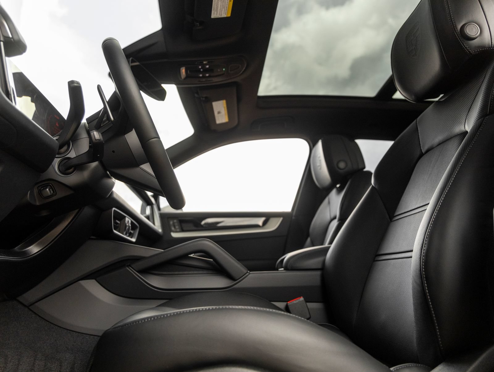 New 2026 Porsche Cayenne S AWD/4WD image 23