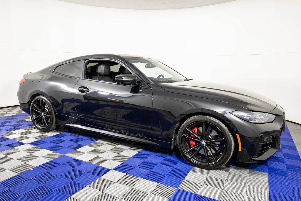 Used 2024 BMW M440i Coupe w/ Premium Package image 3