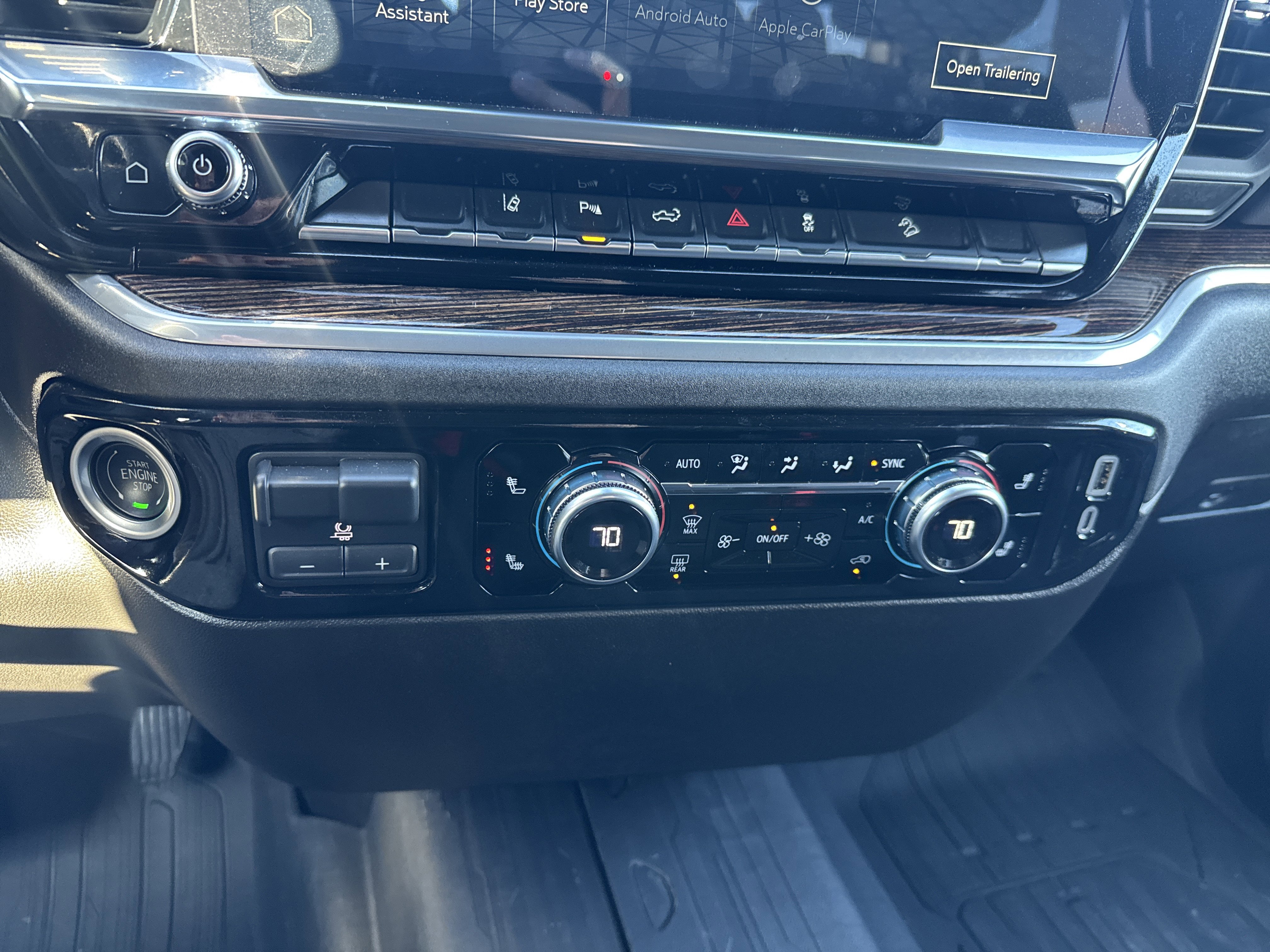 Used 2025 GMC Sierra 2500 SLE w/ SLE Value Package; AWD/4WD image 25