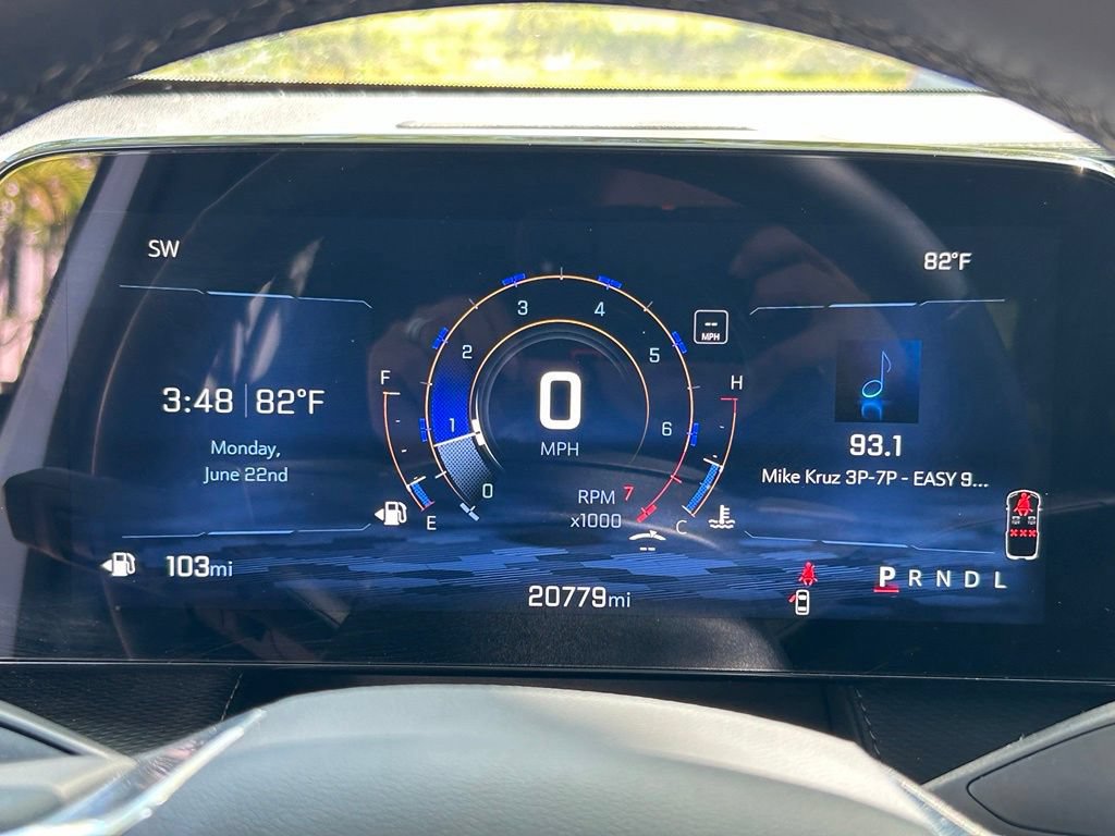 Used 2025 Chevrolet Equinox LT w/ Safety and Technology Package FWD image 19