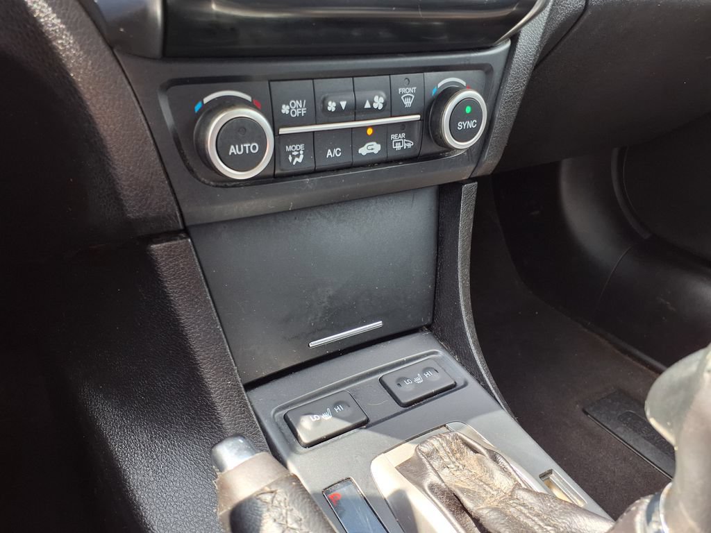 Used 2016 Acura ILX FWD image 28