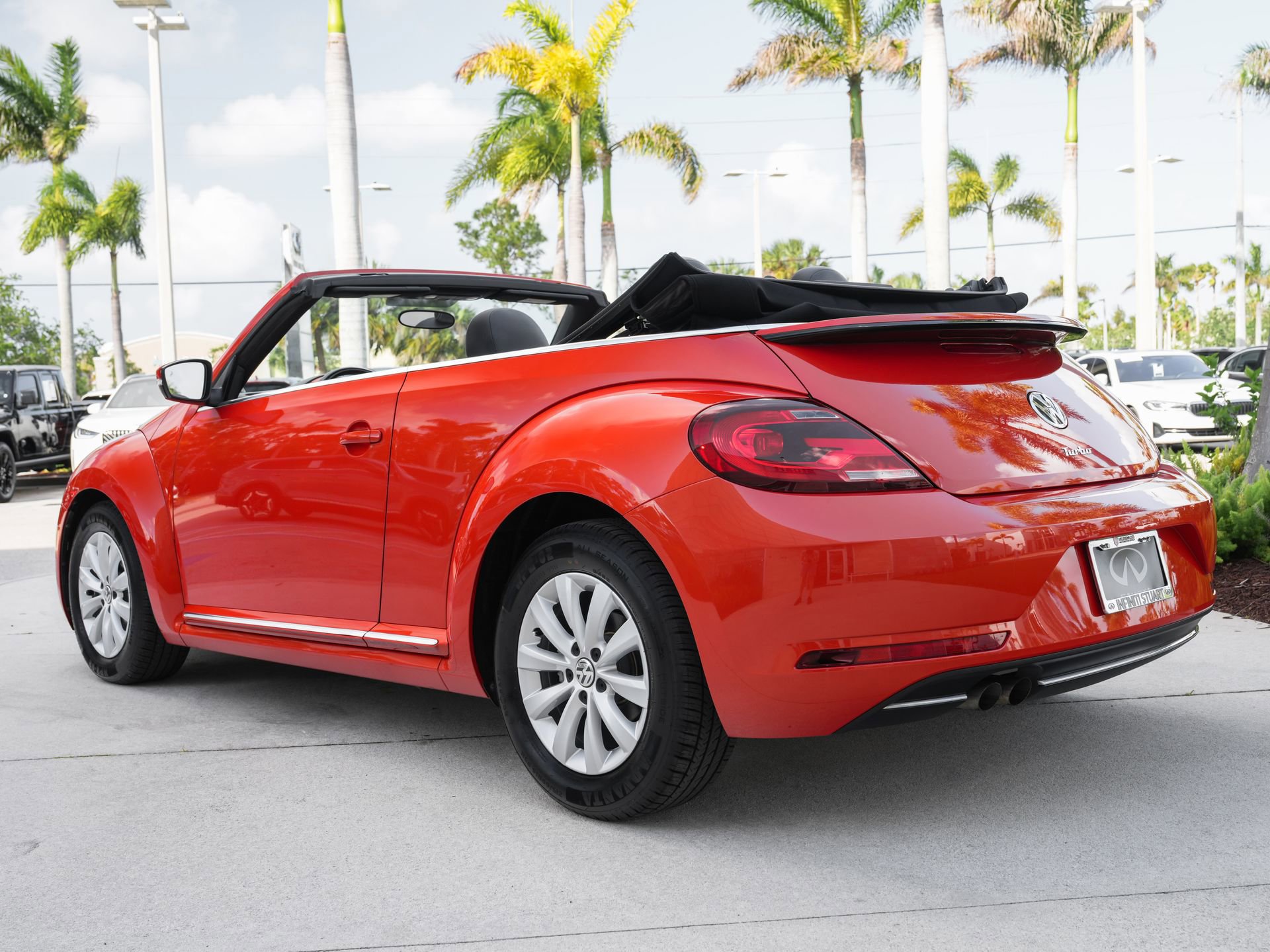 Used 2019 Volkswagen Beetle 2.0T S FWD image 31