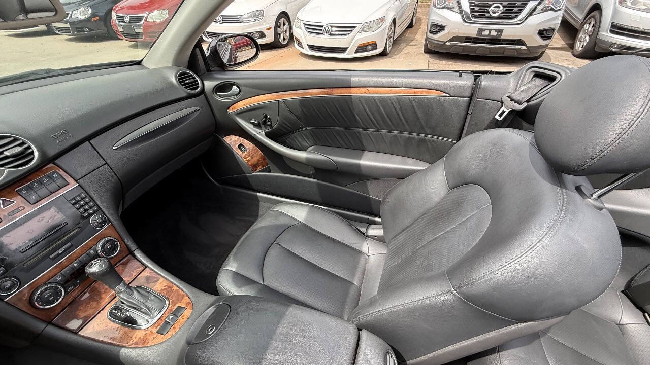 Used 2005 Mercedes-Benz CLK 500 Cabriolet image 39