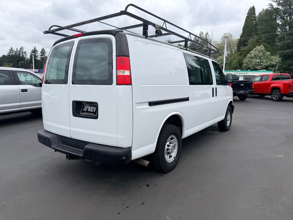 Used 2014 Chevrolet Express 3500 RWD image 5