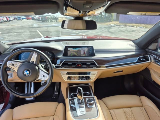 Used 2022 BMW 750i xDrive w/ Executive Package image 13