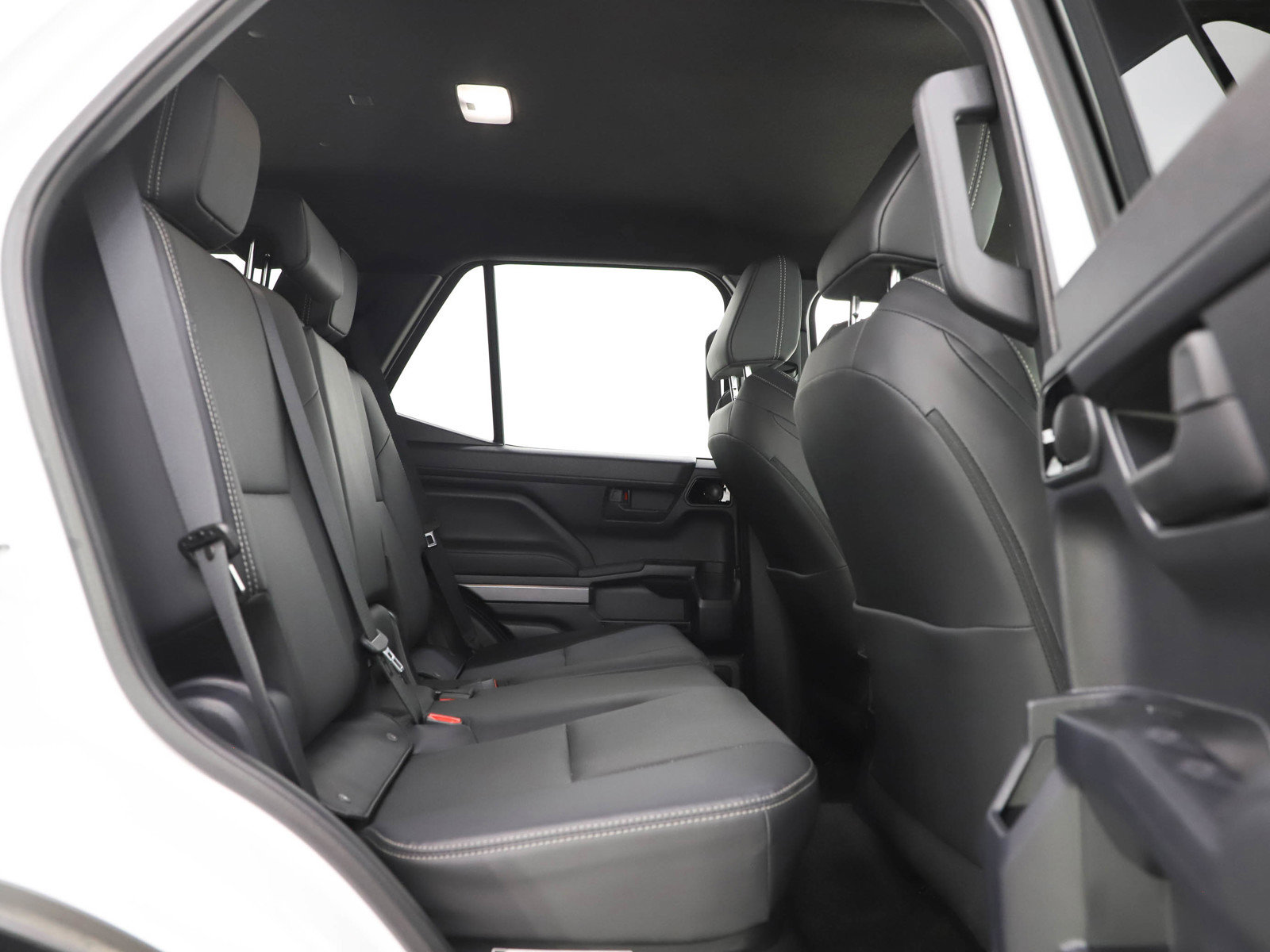 Used 2025 Toyota 4Runner TRD Off-Road Premium image 12