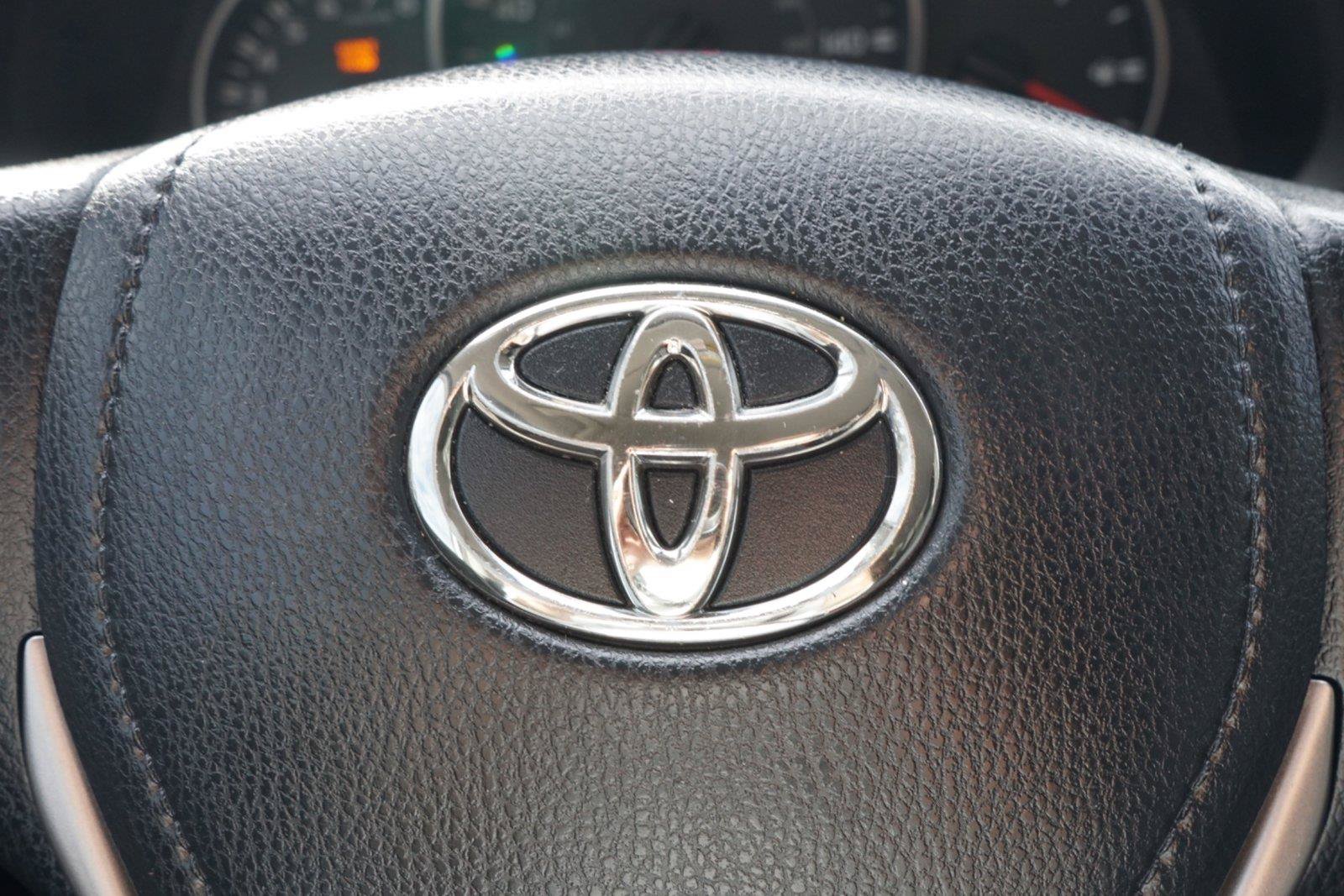 Used 2016 Toyota RAV4 LE FWD image 13