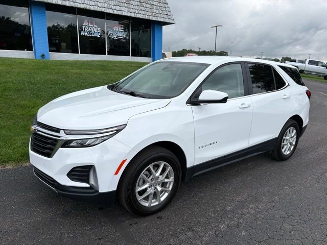 Certified 2023 Chevrolet Equinox LT w/ Driver Convenience Package image 2