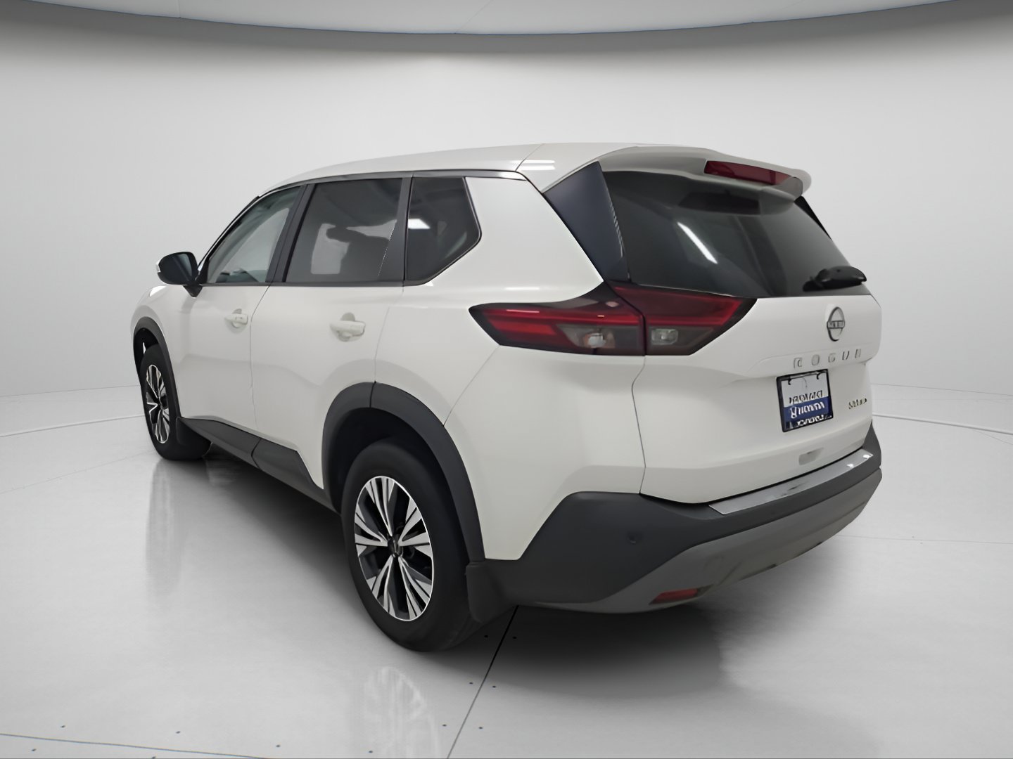 Used 2023 Nissan Rogue SV AWD/4WD image 9