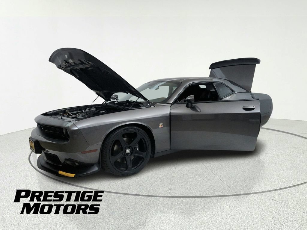 Used 2022 Dodge Challenger R/T Scat Pack w/ Plus Package RWD image 10