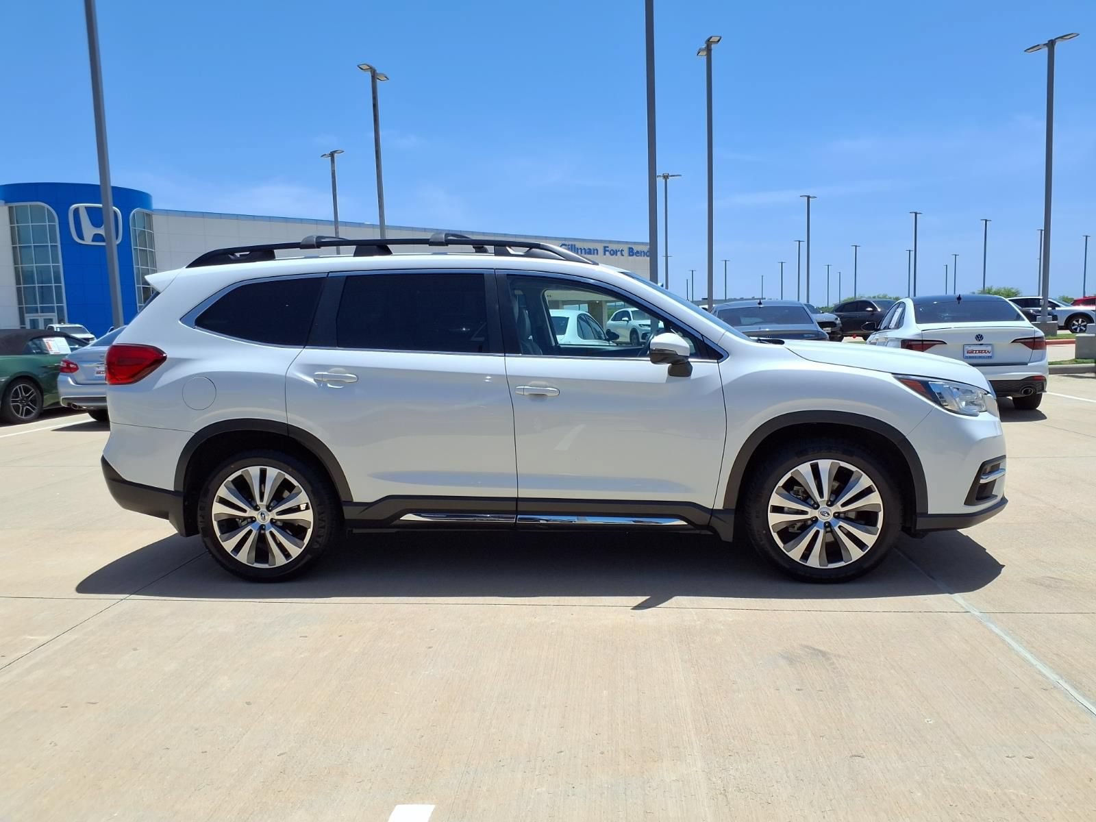 Used 2020 Subaru Ascent Limited w/ Technology Package AWD/4WD image 8