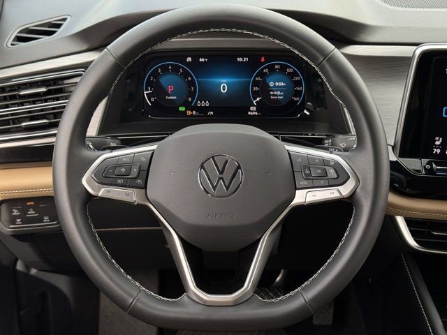 Used 2025 Volkswagen Atlas Cross Sport SE AWD/4WD image 13