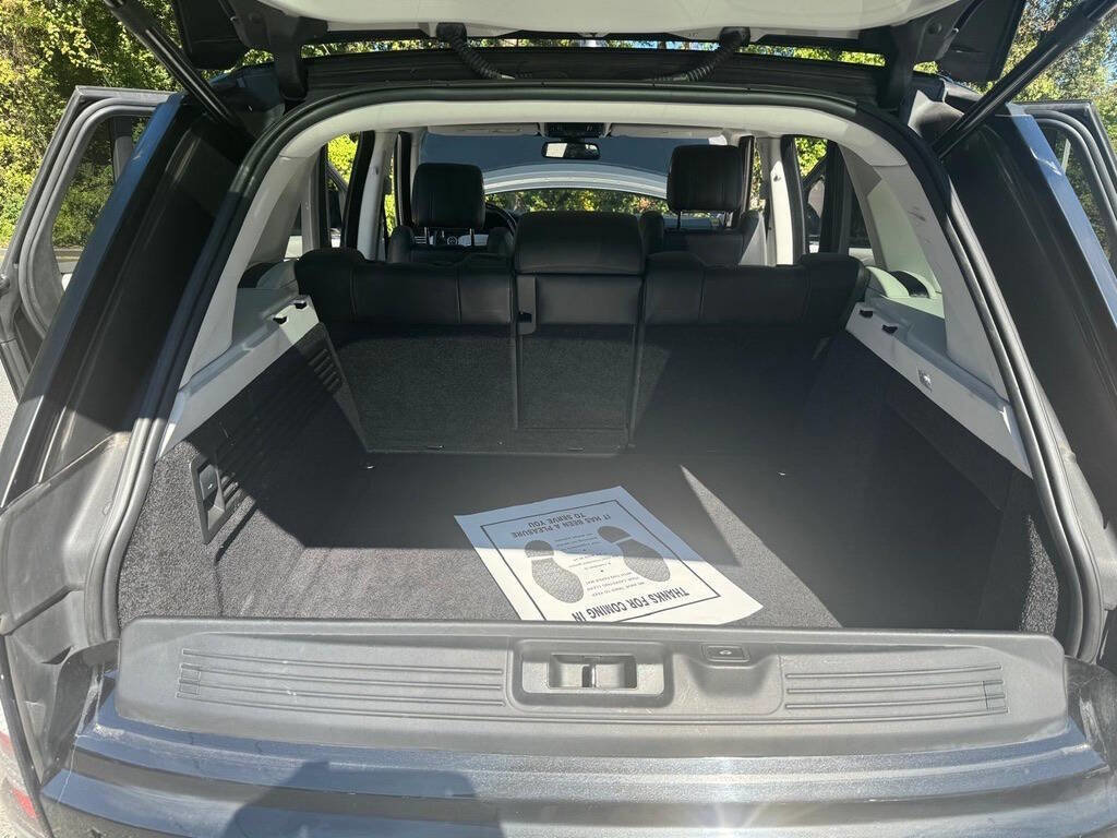 Used 2015 Land Rover Range Rover Supercharged image 14