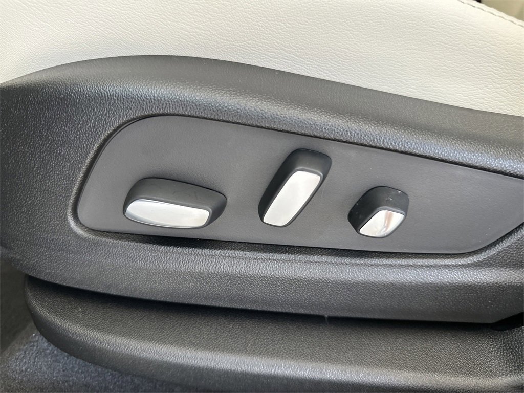 New 2025 Cadillac XT5 Sportv w/ Technology Package image 12