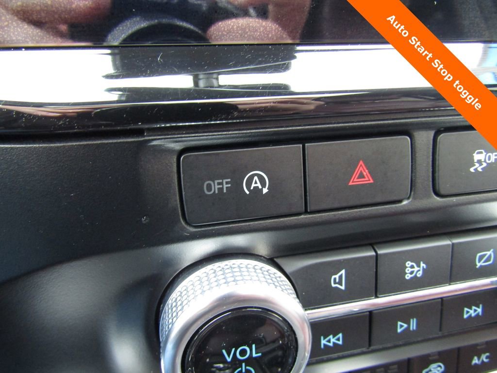 Used 2024 Ford Expedition Limited image 19