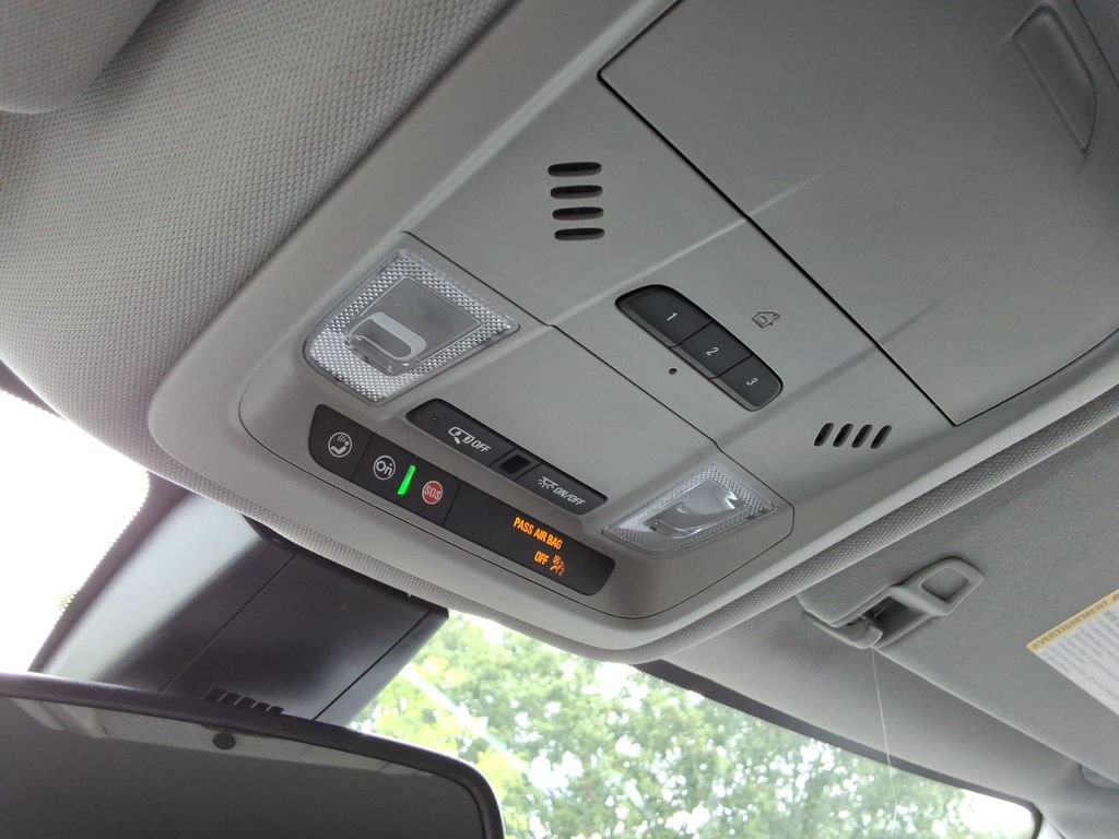 New 2026 Chevrolet Blazer LT w/ Convenience Package FWD image 32