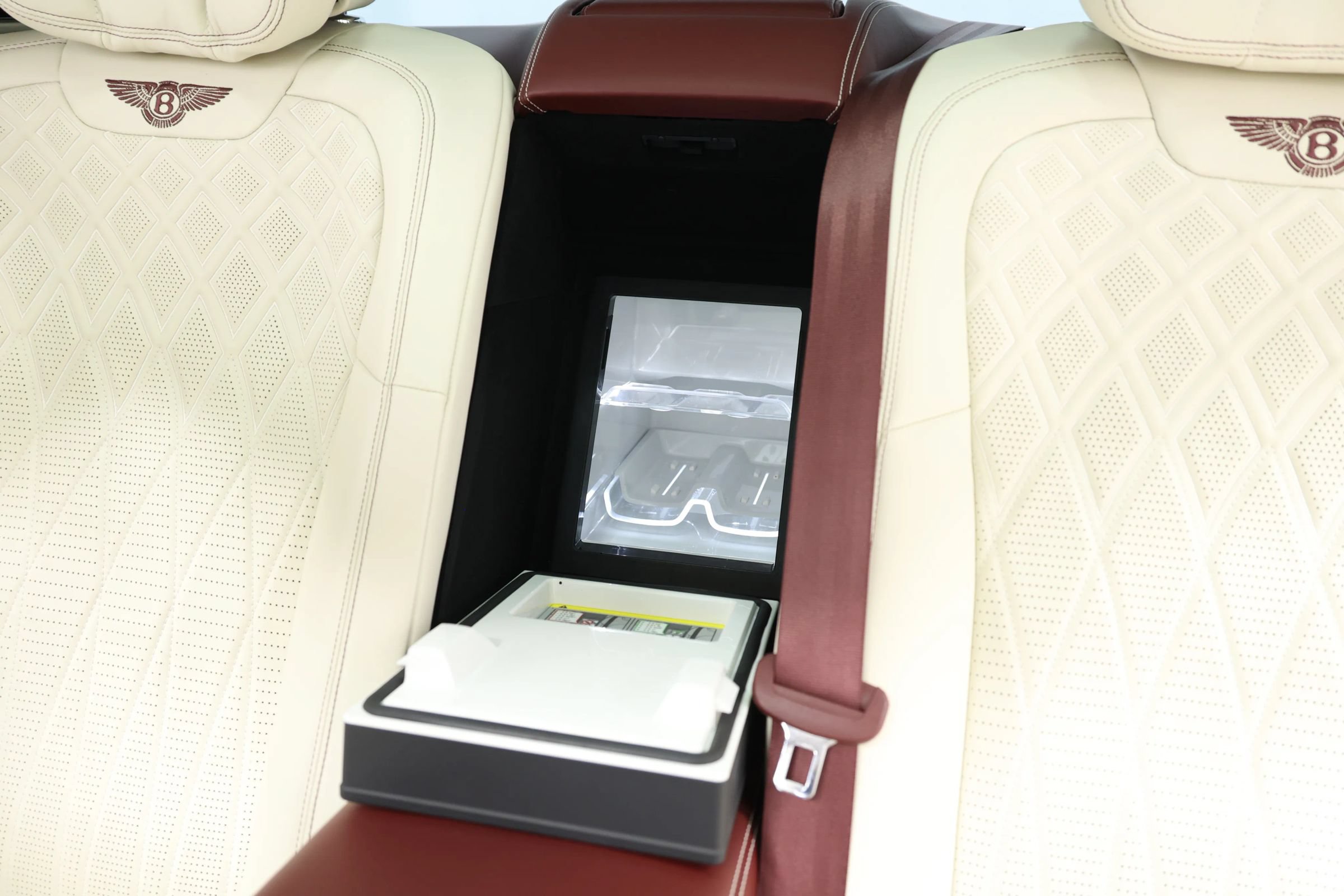 Used 2022 Bentley Flying Spur W12 AWD/4WD image 4