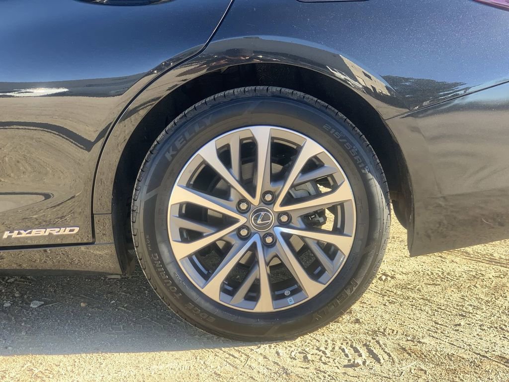 Used 2022 Lexus ES 300h 300h image 31