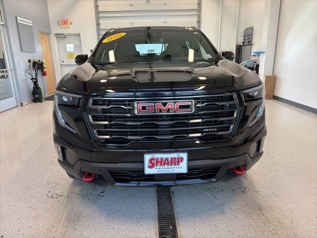 Used 2025 GMC Acadia AT4 w/ Luxury Package image 5