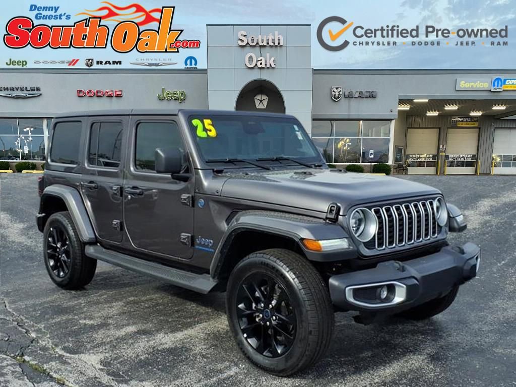 Certified 2025 Jeep Wrangler Unlimited Sahara AWD/4WD image 1