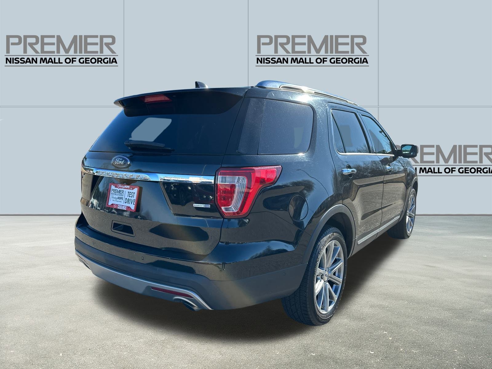 Used 2016 Ford Explorer Limited w/ Equipment Group 303A image 5