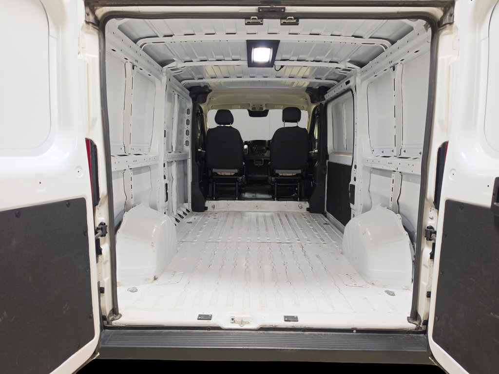 Used 2025 RAM ProMaster 2500 w/ Convenience Group FWD image 13