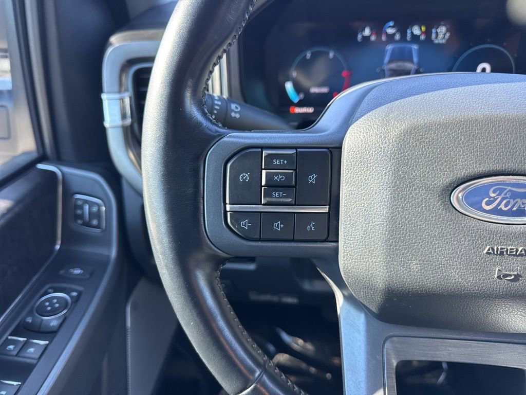 Used 2023 Ford F250 Lariat w/ FX4 Off-Road Package image 16