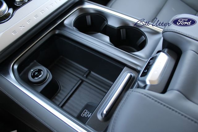New 2026 Ford Expedition Active image 13