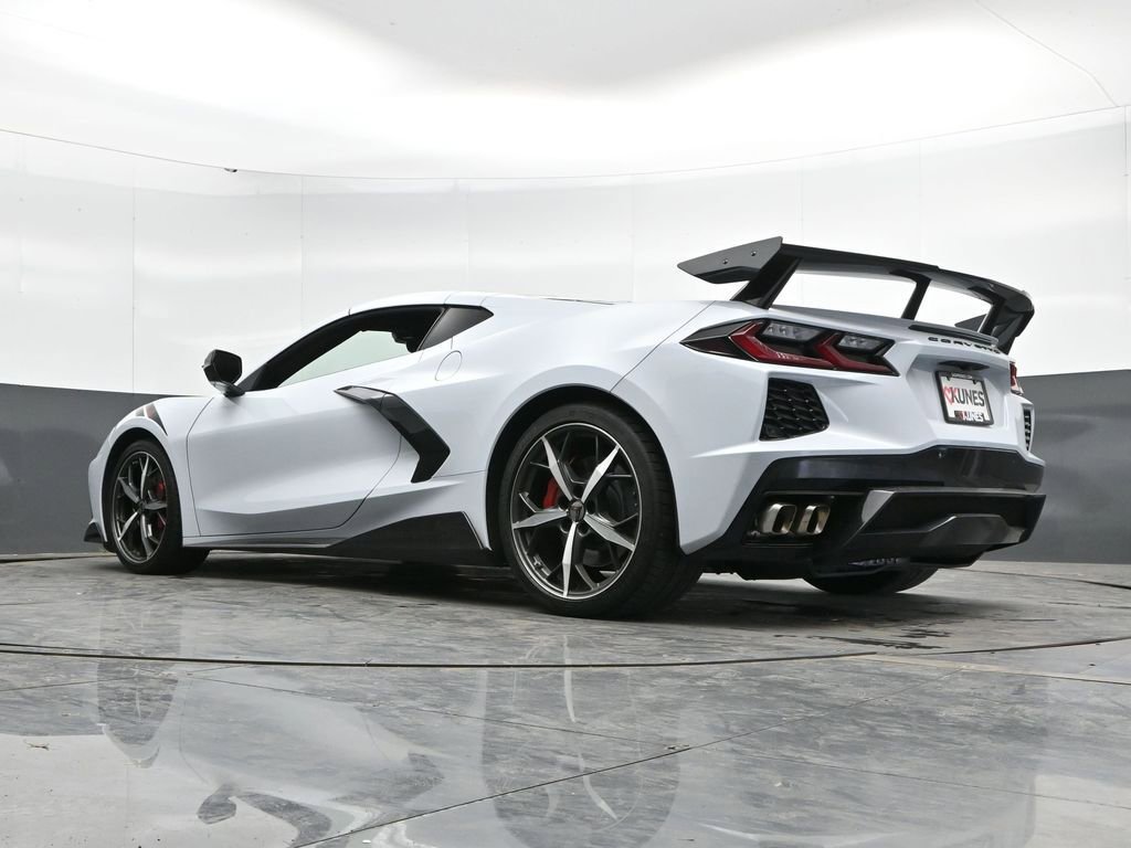 Used 2022 Chevrolet Corvette Stingray Premium Cpe w/ Z51 Performance Package RWD image 48